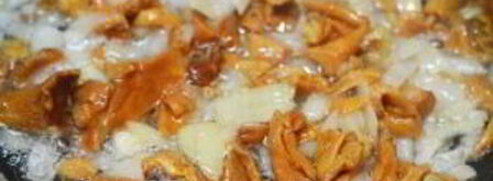 лисички с кабачками жареные. Шаг 3