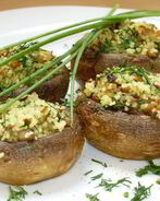 Шампиньоны, фаршированные кускусом
