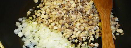 шампиньоны, фаршированные кускусом. Шаг 3