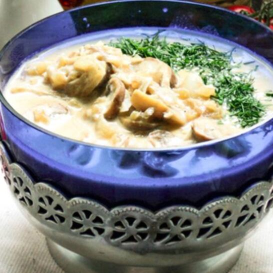 Рецепт шампиньоны королевские в сметанном соусе