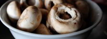 шампиньоны под сыром в духовке. Шаг 4