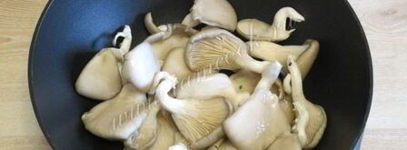 вешенки жареные с картошкой. Шаг 7