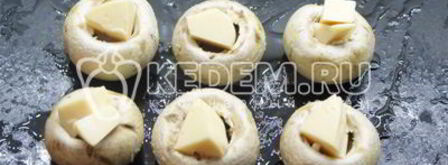 запеченные шампиньоны с сыром. Шаг 2