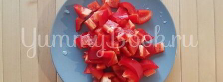 гуляш из говядины в мультиварке. Шаг 3