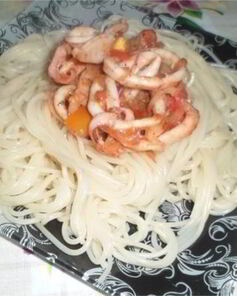 Гуляш из кальмаров