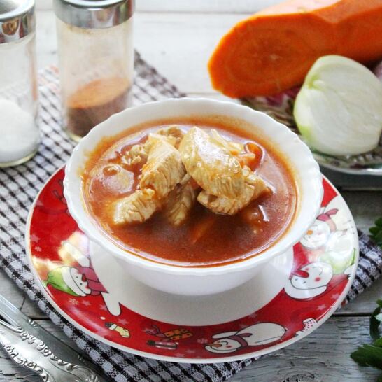 Рецепт гуляш из курицы с подливкой