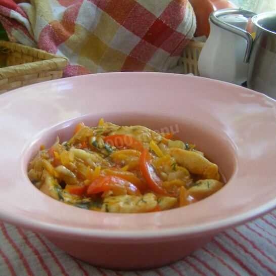 Рецепт гуляш из курицы в мультиварке