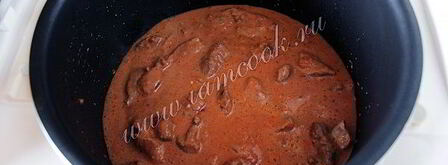 гуляш из свинины в мультиварке. Шаг 6