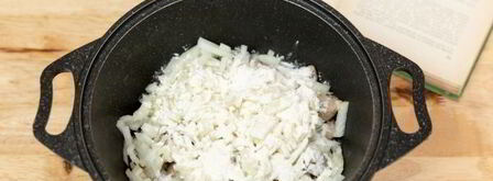 классический гуляш из свинины. Шаг 6