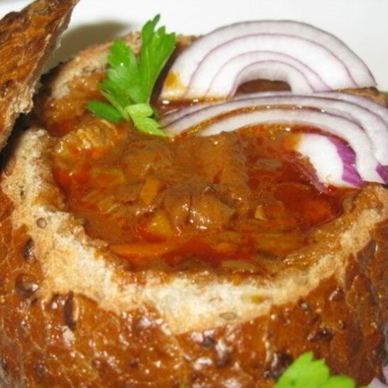 Рецепт суп-гуляш в хлебе