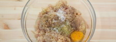 котлеты из индейки со сметаной и паприкой. Шаг 5