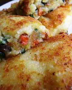 Котлеты картофельные с грибной начинкой