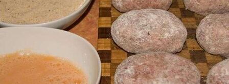 котлеты с пармезановой корочкой. Шаг 19
