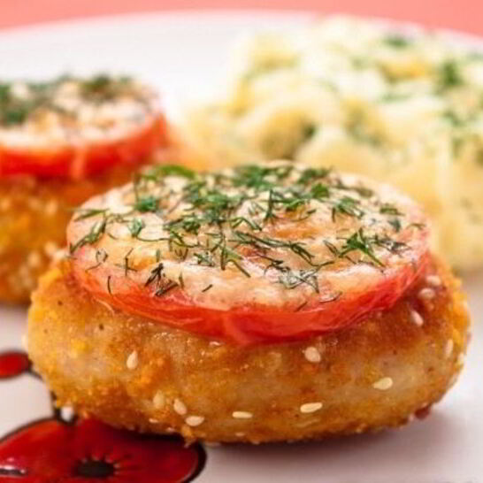 Рецепт котлеты с сыром и помидорами