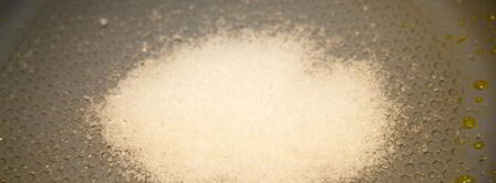 куриные котлеты с брусничным соусом. Шаг 5