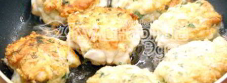 куриные котлеты с сыром и зеленью. Шаг 6