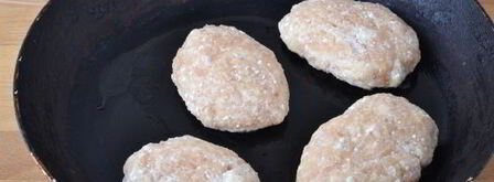 куриные котлеты с творогом по дюкану. Шаг 7