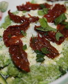 Лазанья из цукини с рикоттой и соусом песто