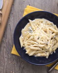 Паста Четыре сыра с соусом бальзамелла