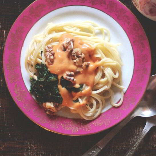 Рецепт паста со шпинатом и соусом из фасоли