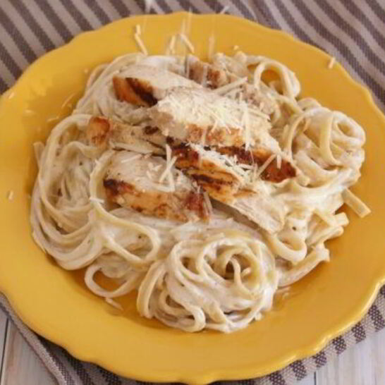 Рецепт спагетти с курицей в сливочном соусе