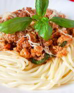 Спагетти с соусом Болоньезе