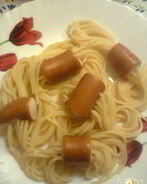 Спагетти с соусом