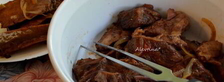 говяжьи ребрышки, тушенные в бальзамическом соусе. Шаг 3