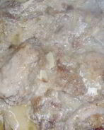 Кролик с розмарином в сметане