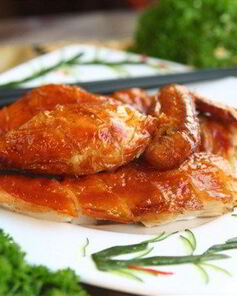 Куриные крылышки в глазури с грейпфрутом