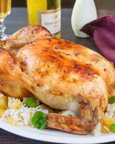 Курица, фаршированная ананасами