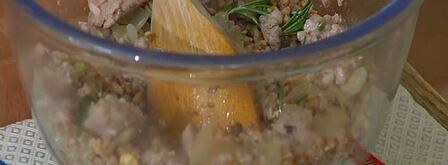 курица, фаршированная гречкой и каштанами. Шаг 8