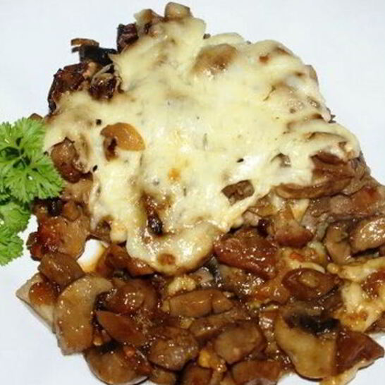 Рецепт свинина с грибами под хрустящей корочкой