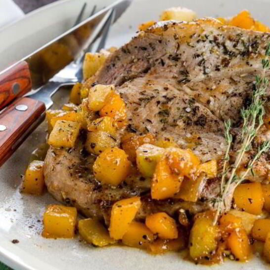 Рецепт свиные отбивные с яблоками и тыквой