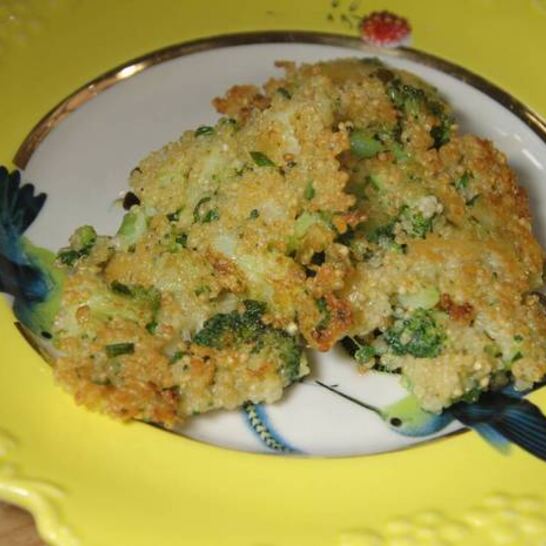 Рецепт биточки из брокколи и киноа с сыром