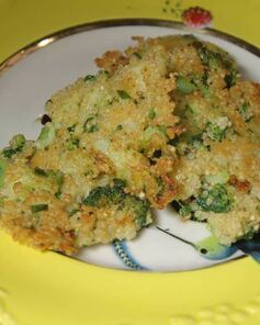 Биточки из брокколи и киноа с сыром