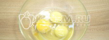 кабачки в кляре на сковороде. Шаг 3