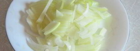 картофель, запеченный с курицей в сметане. Шаг 3