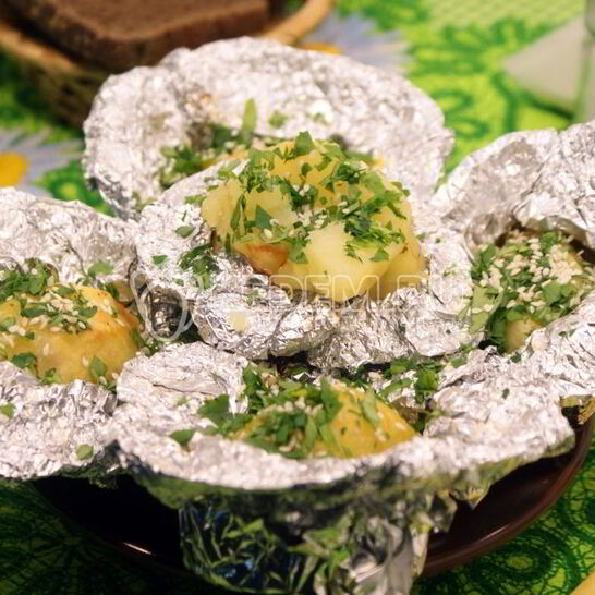 Рецепт картофель запеченный в фольге