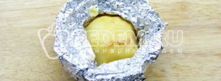 картофель запеченный в фольге. Шаг 4