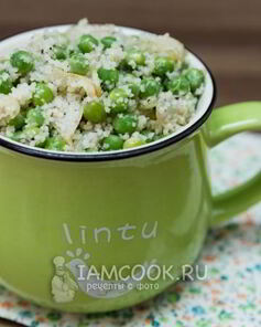Кус-кус с зеленым горошком и жареным луком