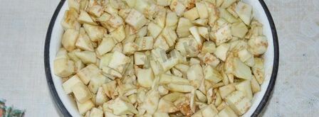 лодочки из баклажанов в духовке с фаршем. Шаг 3