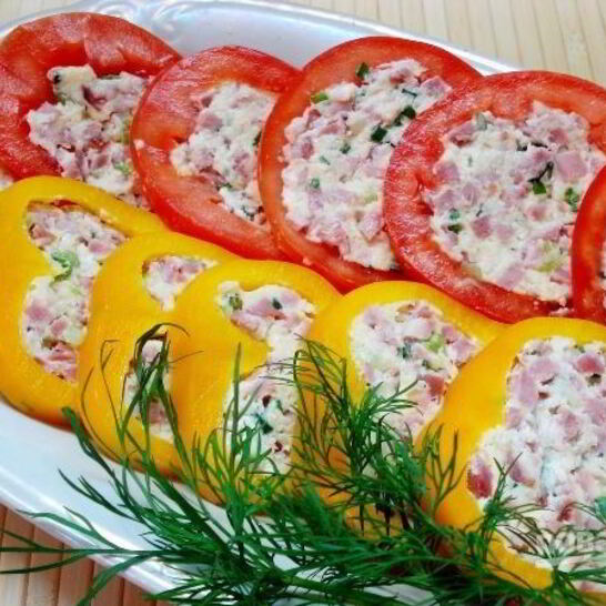Рецепт перец, фаршированный колбасой и сыром