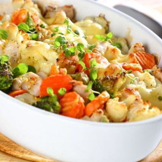 Рецепт цветная капуста, запеченная с овощами и индейкой