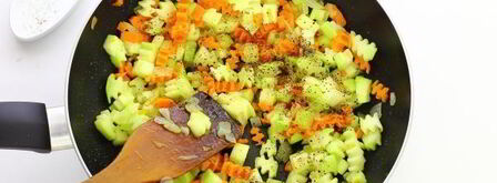 тушеные кабачки с морковью и луком. Шаг 9