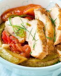 Жареные кабачки с куриной грудкой