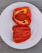 Жареные разноцветные перцы на гриле