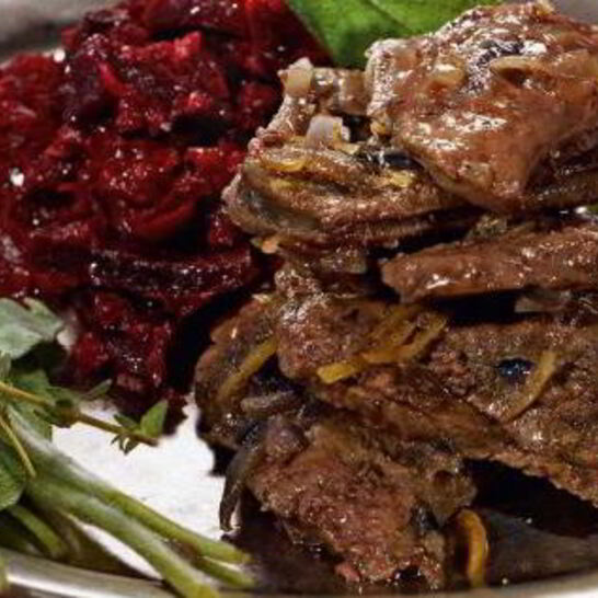 Рецепт говяжья печенка с красным луком