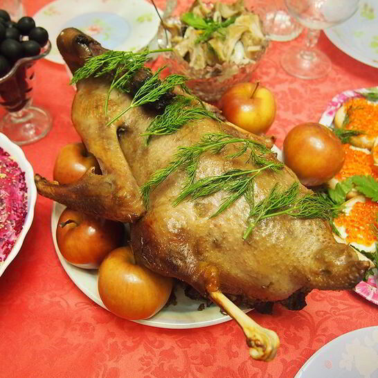 Рецепт гусь с гречкой, грибами и печенью в рукаве