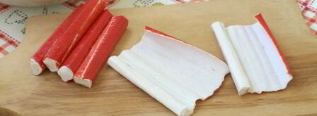 крабовые палочки, фаршированные печенью трески. Шаг 6